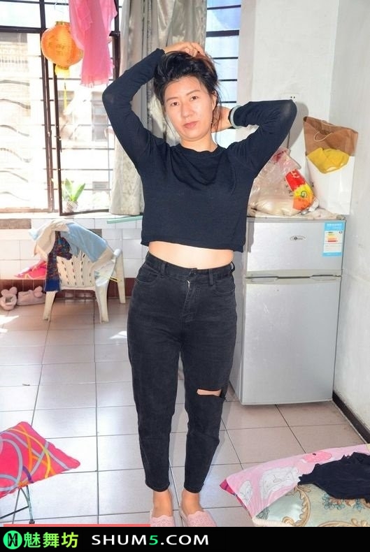 111851jaapnxnzejkvukxn-ALzS0K 附近人里认识的43岁中熟徐娘，拍的这组私房照还是挺风情性感的吧 风情 附近人 私房照 性感 徐娘 43岁 