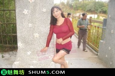 很久以前的老照片了，现在看看还是很有气质，别怪我没提醒你有亮点啊