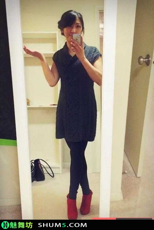 192721tya26gnyzs45jc52-hh8ChY 气质少妇白领孤芳自赏，有这样的好颜值和好身材当然爱自拍了 迷人 自拍 美腿 气质 内衣 